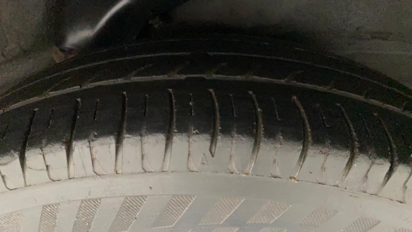 2013 Hyundai i10 SPORTZ 1.2 AT, Petrol, Automatic, 78,126 km, Left Rear Tyre Tread