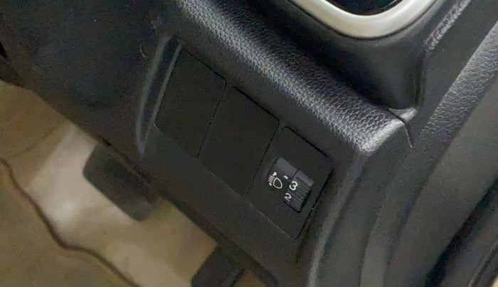 2014 Honda City 1.5L I-VTEC SV CVT, Petrol, Automatic, 39,651 km, Dashboard - Headlight height adjustment not working