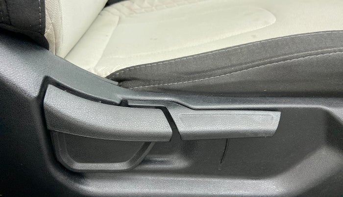 2021 Hyundai Creta SX PETROL MT, Petrol, Manual, 7,550 km, Driver Side Adjustment Panel