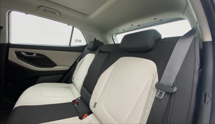 2021 Hyundai Creta SX PETROL MT, Petrol, Manual, 7,550 km, Right Side Rear Door Cabin