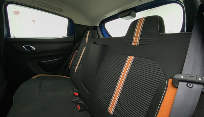 2021 Renault Kwid CLIMBER 1.0 AMT (O), Petrol, Automatic, 20,090 km, Right Side Rear Door Cabin
