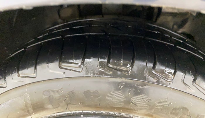 2022 Tata TIGOR XZ PLUS CNG, CNG, Manual, 1,12,982 km, Right Front Tyre Tread