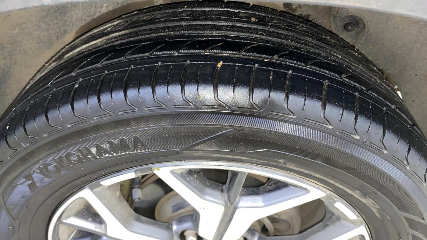 2019 KIA SELTOS GTX PLUS 1.4 PETROL, Petrol, Manual, 1,04,726 km, Left Rear Tyre Tread