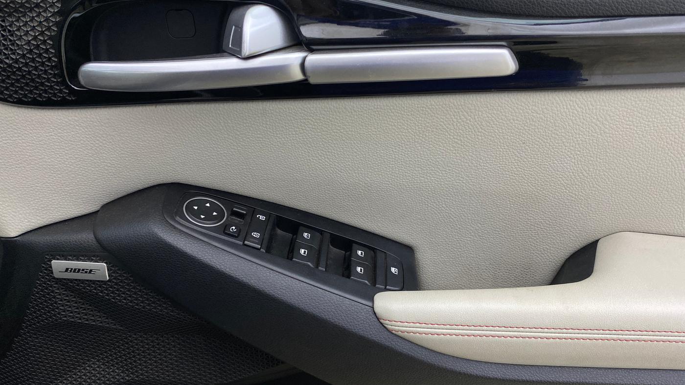 2019 KIA SELTOS GTX PLUS 1.4 PETROL, Petrol, Manual, 1,04,726 km, Driver Side Door Panels Control