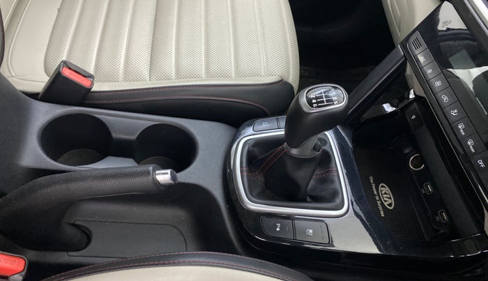 2019 KIA SELTOS GTX PLUS 1.4 PETROL, Petrol, Manual, 1,04,726 km, Gear Lever
