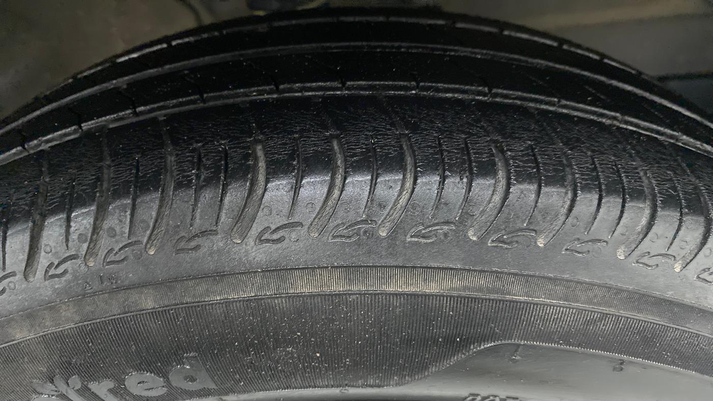 2019 Maruti S PRESSO VXI PLUS, Petrol, Manual, 59,811 km, Right Front Tyre Tread