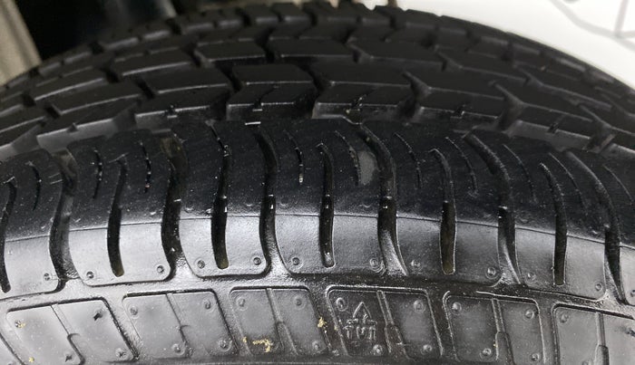 2018 Maruti Alto K10 VXI, Petrol, Manual, 3,697 km, Left Rear Tyre Tread