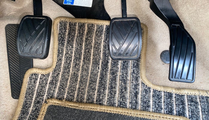 2018 Maruti Ciaz ALPHA 1.4 PETROL, Petrol, Manual, 40,076 km, Pedals