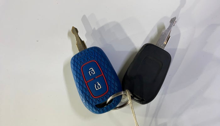 2022 Renault Kwid CLIMBER MT 1.0, Petrol, Manual, 16,332 km, Key Close Up