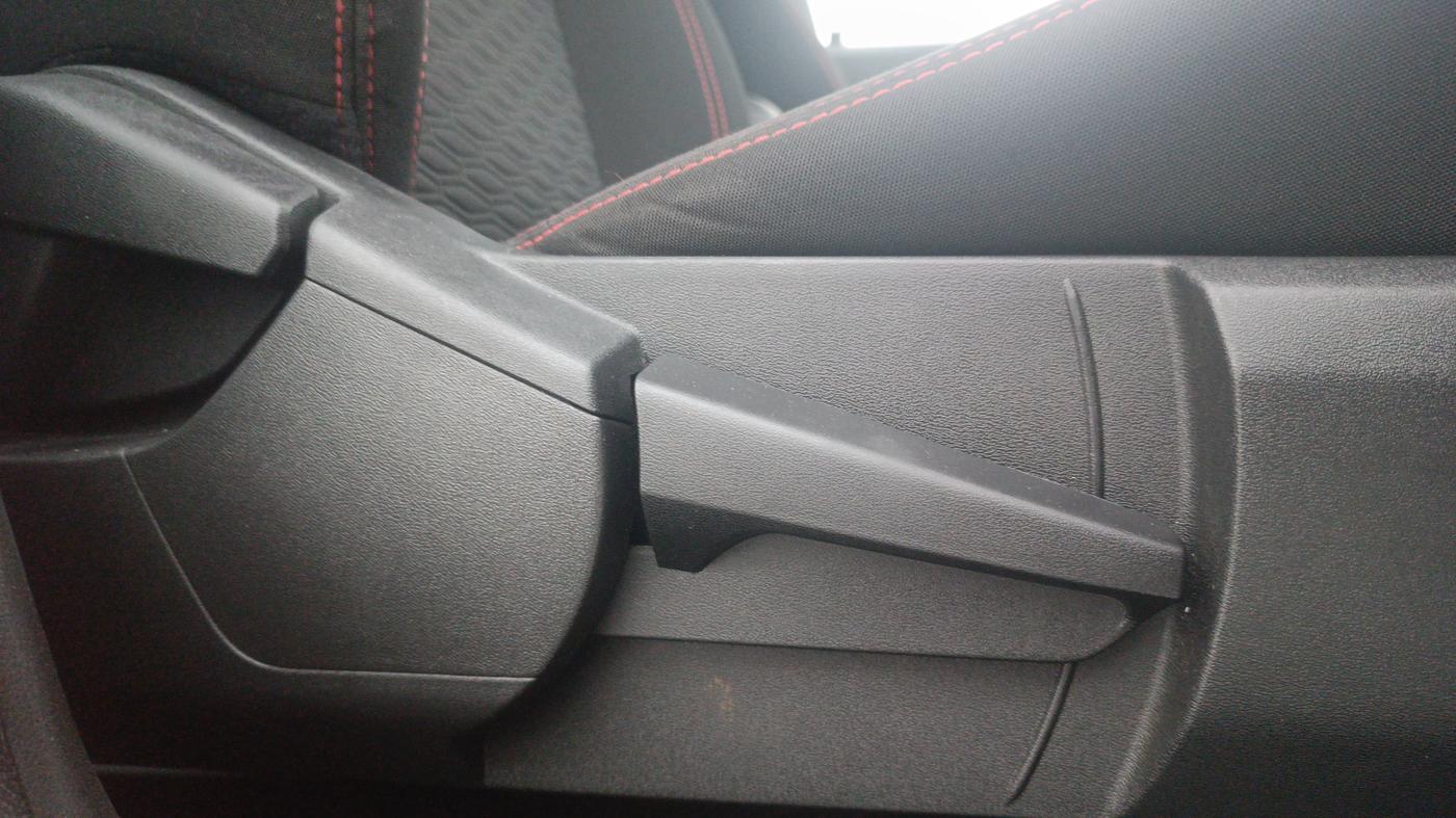 2023 Renault Kiger RXZ TURBO CVT, Petrol, Automatic, 13,117 km, Driver Side Adjustment Panel