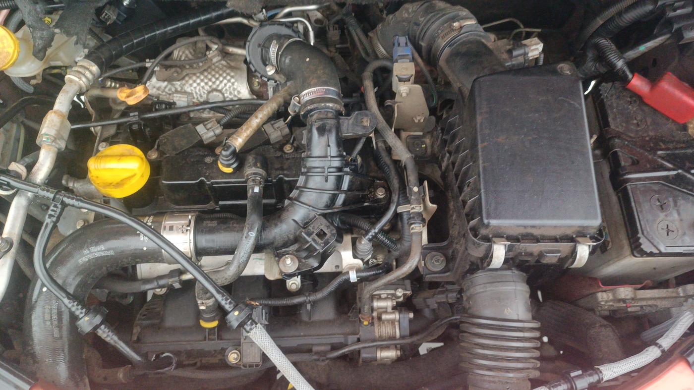 2023 Renault Kiger RXZ TURBO CVT, Petrol, Automatic, 13,117 km, Engine View