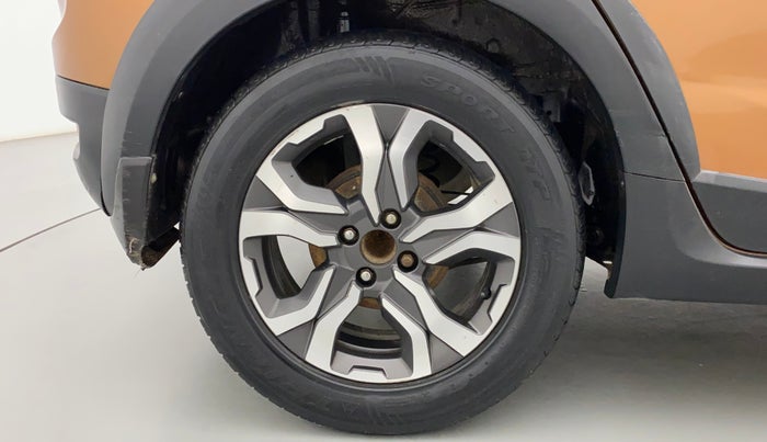 2017 Honda WR-V 1.5L I-DTEC VX MT, Diesel, Manual, 69,508 km, Right Rear Wheel
