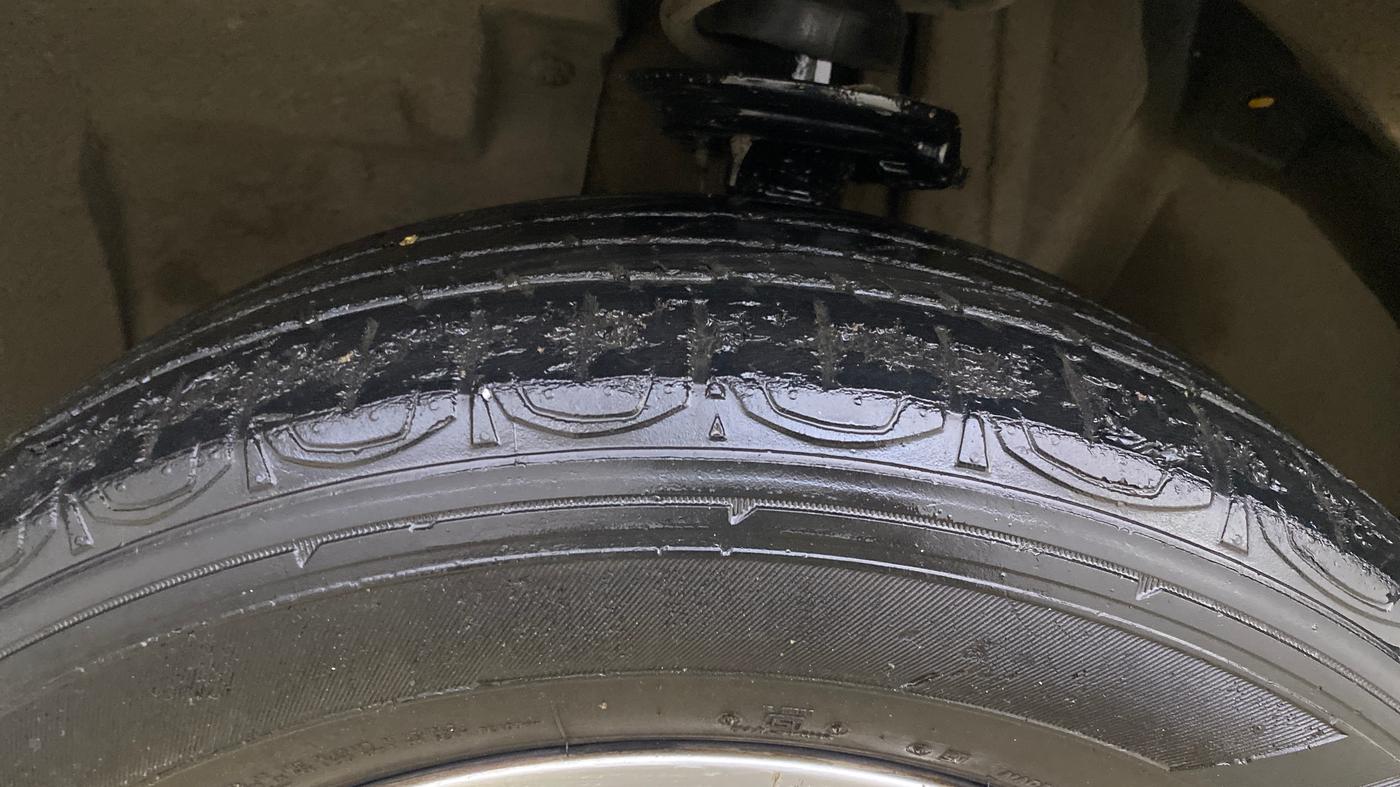 2019 Jeep Compass LIMITED 1.4 PETROL AT, Petrol, Automatic, 38,676 km, Left Front Tyre Tread