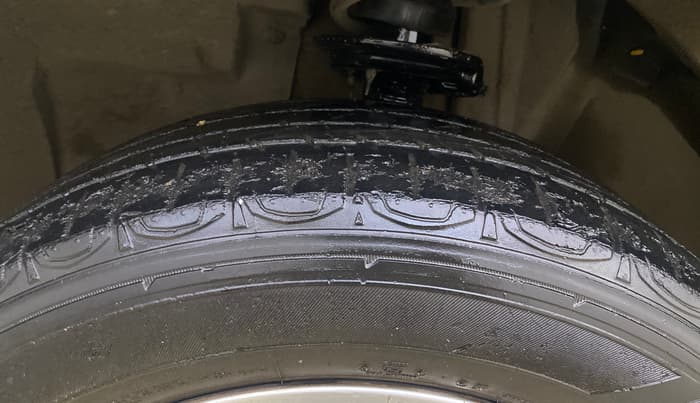 2019 Jeep Compass LIMITED 1.4 PETROL AT, Petrol, Automatic, 38,676 km, Left Front Tyre Tread