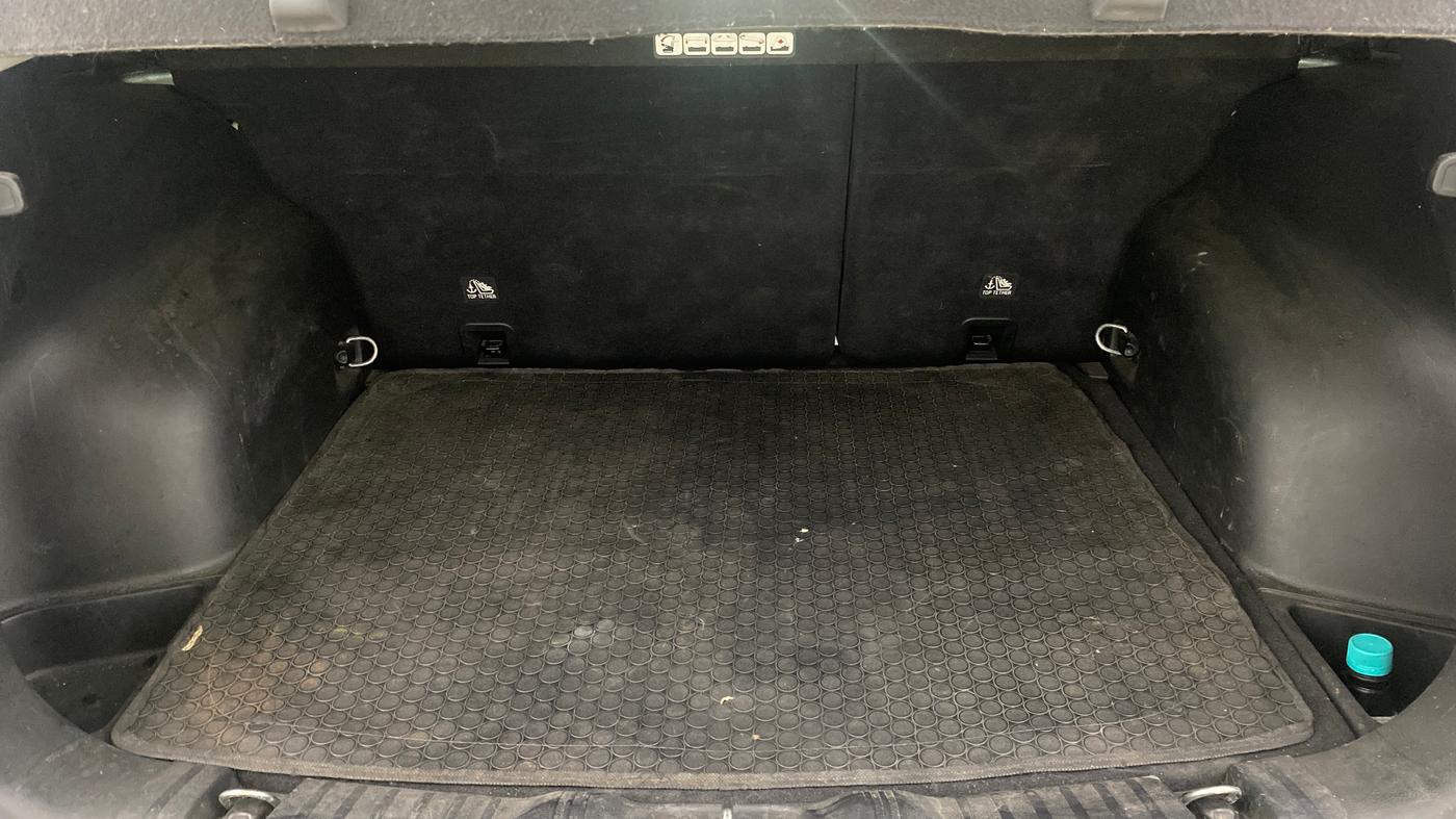 2019 Jeep Compass LIMITED 1.4 PETROL AT, Petrol, Automatic, 38,676 km, Boot Inside