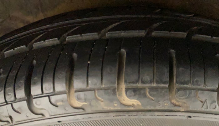 2012 Hyundai i10 ERA 1.1, Petrol, Manual, 58,666 km, Right Rear Tyre Tread