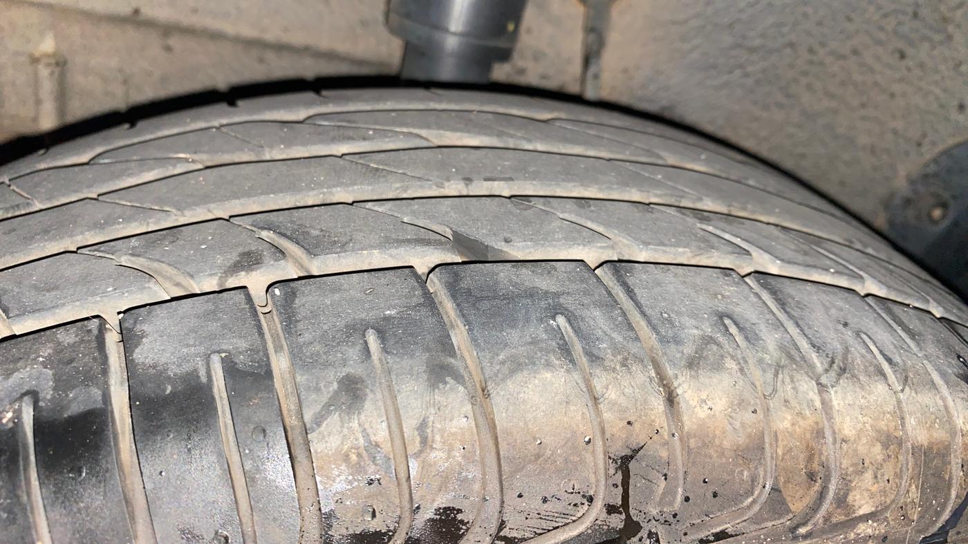 2015 Tata Zest XT PETROL, Petrol, Manual, 58,543 km, Right Rear Tyre Tread