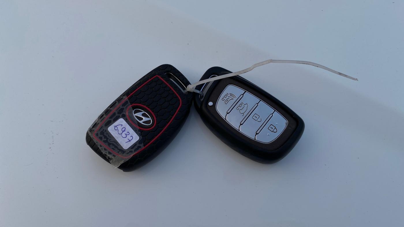2020 Hyundai VENUE SX PLUS 1.0 TURBO DCT, Petrol, Automatic, 48,103 km, Key Close Up