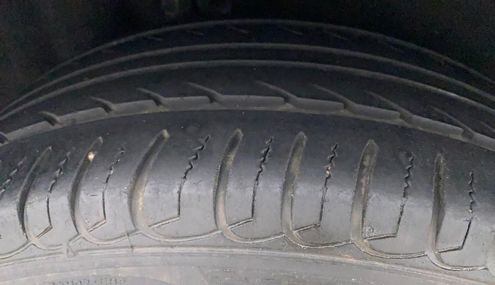 2018 Ford Ecosport TREND + 1.5L PETROL AT, Petrol, Automatic, 93,427 km, Right Rear Tyre Tread
