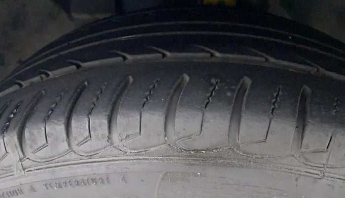 2018 Ford Ecosport TREND + 1.5L PETROL AT, Petrol, Automatic, 93,427 km, Left Front Tyre Tread