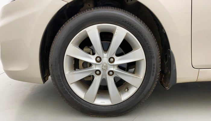 2011 Hyundai Verna FLUIDIC 1.6 VTVT SX, Petrol, Manual, 50,587 km, Left Front Wheel