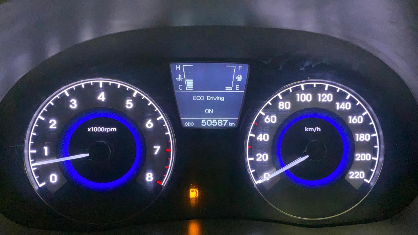 2011 Hyundai Verna FLUIDIC 1.6 VTVT SX, Petrol, Manual, 50,587 km, Odometer Image