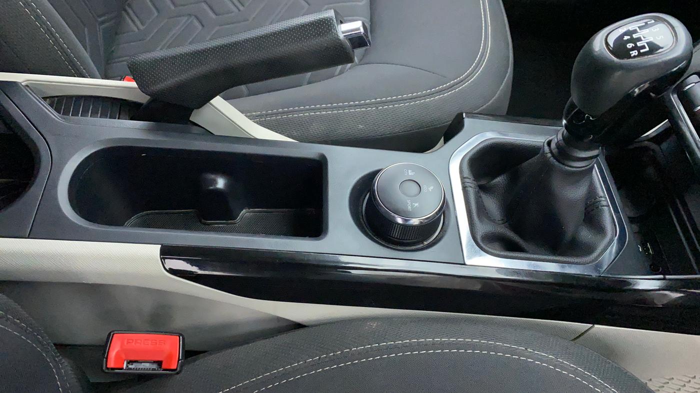 2021 Tata NEXON XZ 1.2, Petrol, Manual, 4,382 km, Gear Lever