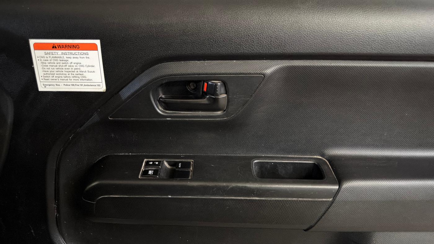 2020 Maruti New Wagon-R LXI CNG (O) 1.0, CNG, Manual, 62,563 km, Driver Side Door Panels Control