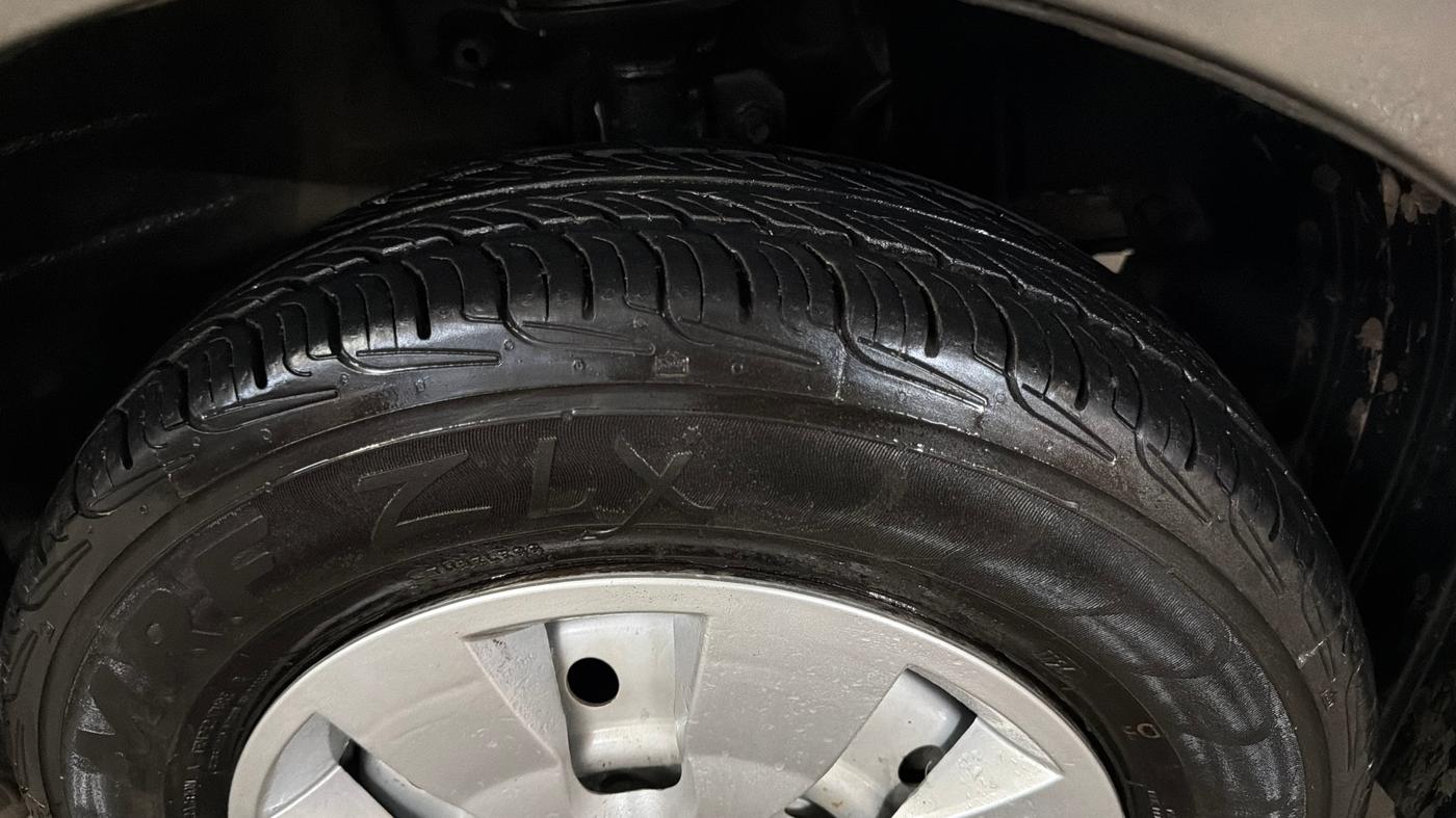 2020 Maruti New Wagon-R LXI CNG (O) 1.0, CNG, Manual, 62,563 km, Right Front Tyre Tread
