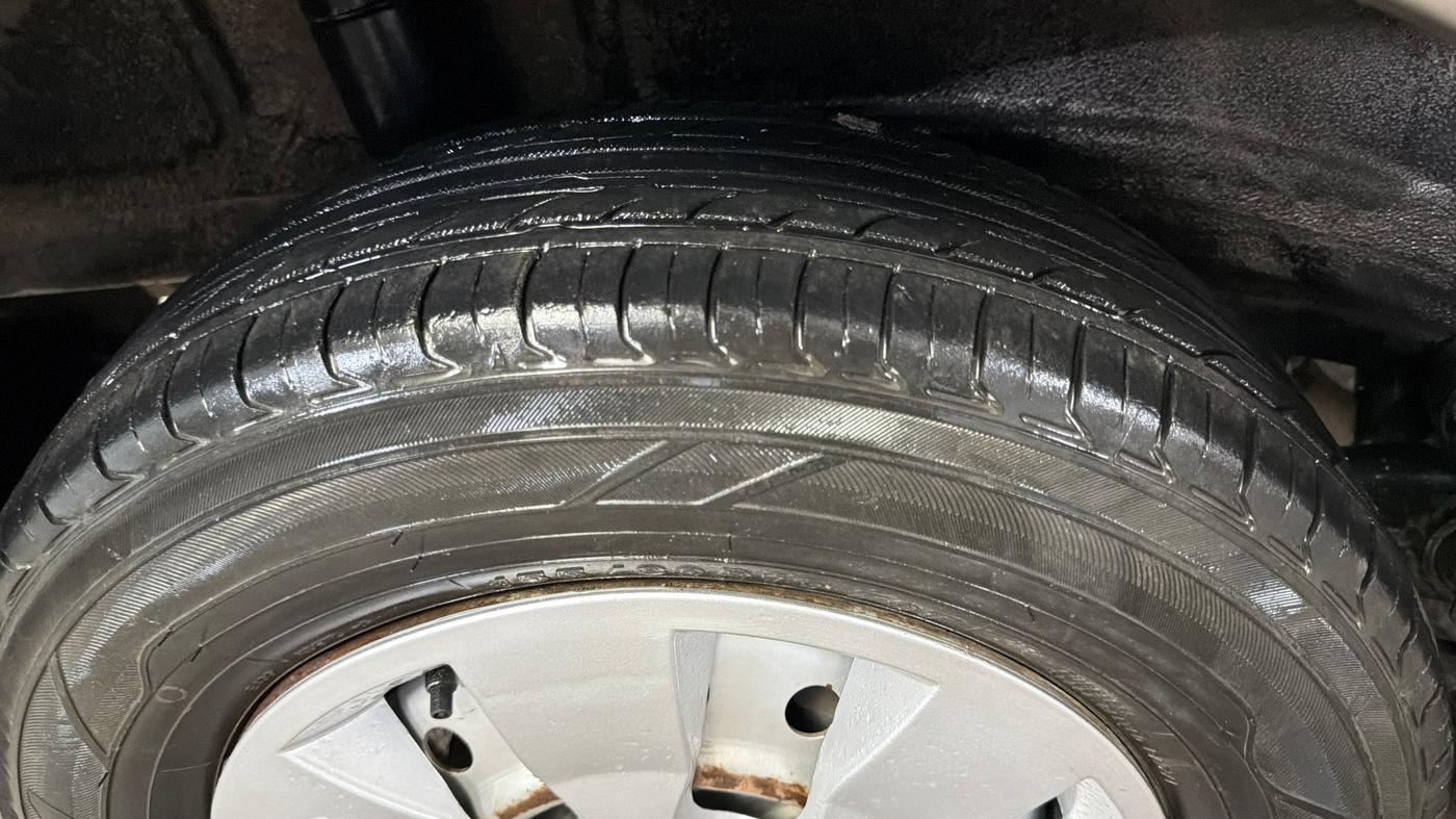 2020 Maruti New Wagon-R LXI CNG (O) 1.0, CNG, Manual, 62,563 km, Right Rear Tyre Tread