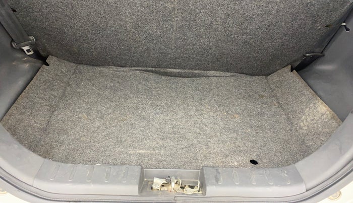 2017 Maruti Alto 800 LXI, Petrol, Manual, 36,601 km, Boot Inside