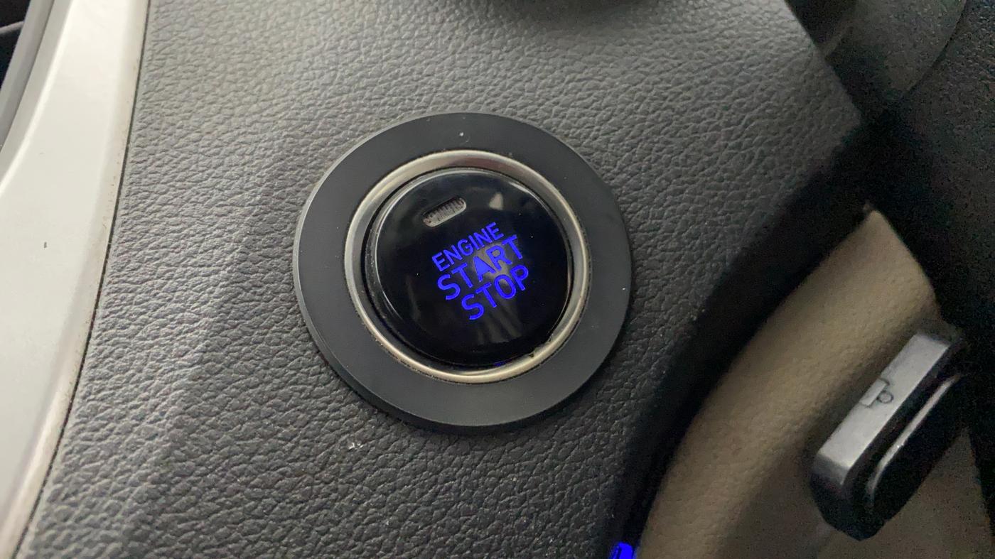 2018 Hyundai Verna 1.6 VTVT SX (O) AT, Petrol, Automatic, 43,684 km, Keyless Start/ Stop Button