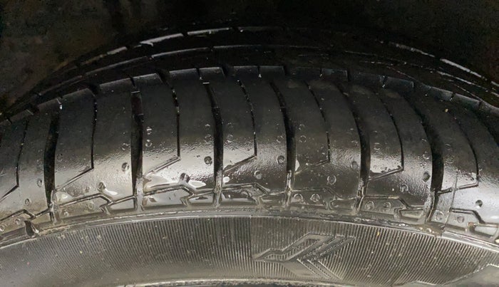 2018 Hyundai Verna 1.6 VTVT SX (O) AT, Petrol, Automatic, 43,684 km, Right Rear Tyre Tread