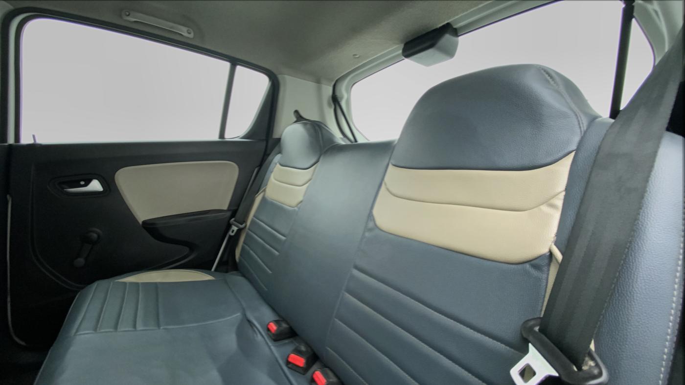 2019 Maruti Alto LXI, Petrol, Manual, 26,573 km, Right Side Rear Door Cabin