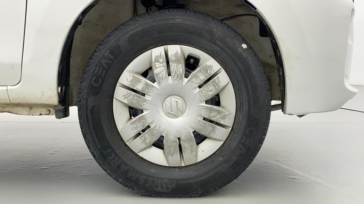 2019 Maruti Alto LXI, Petrol, Manual, 26,573 km, Right Front Wheel