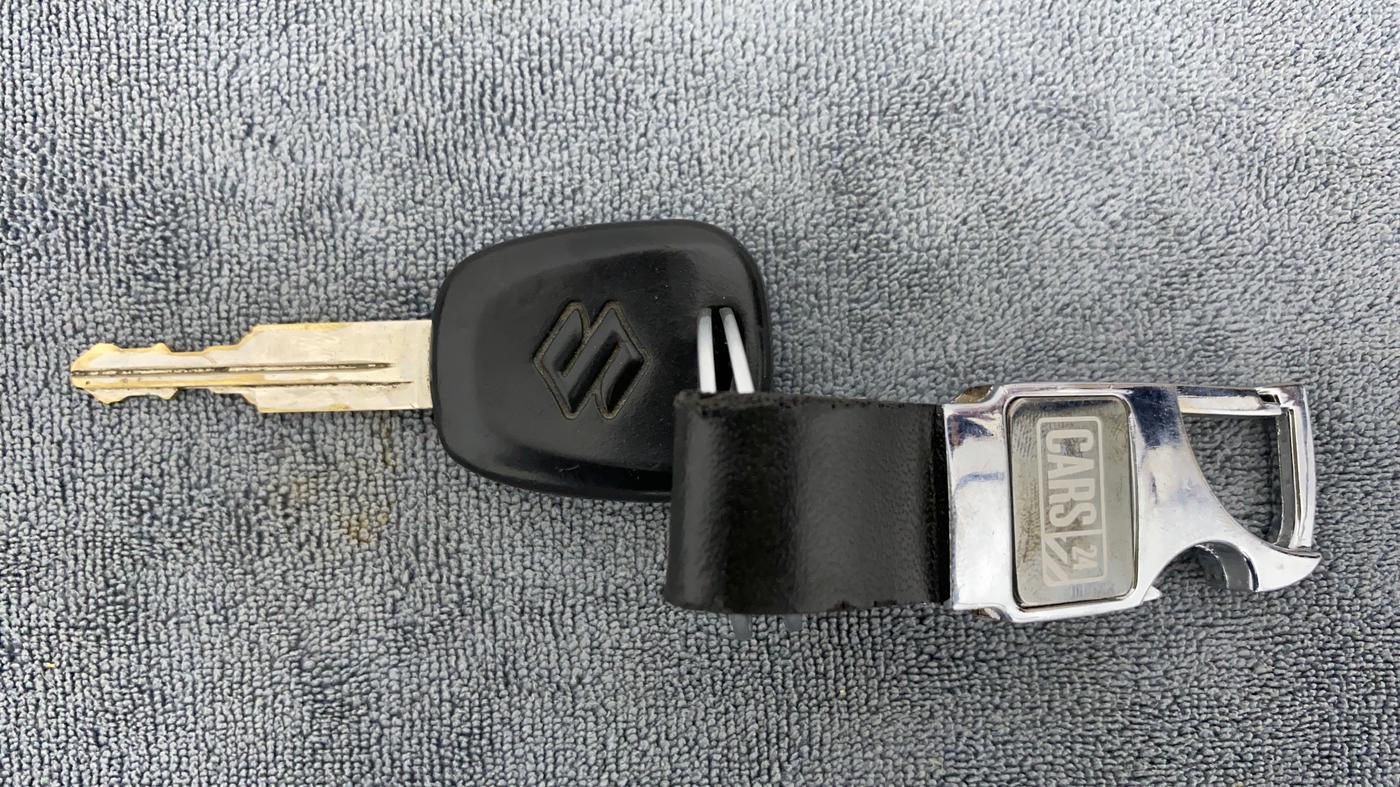 2019 Maruti Alto LXI, Petrol, Manual, 26,573 km, Key Close Up