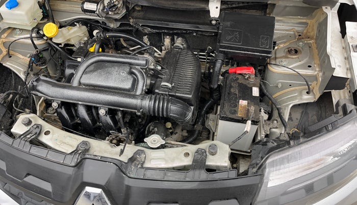 2024 Renault Kwid RXL(O) 1.0L, Petrol, Manual, 19,926 km, Engine View - Left