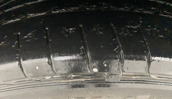 2019 MG HECTOR SHARP 1.5 DCT PETROL, Petrol, Automatic, 49,174 km, Left Front Tyre Tread