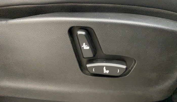 2019 MG HECTOR SHARP 1.5 DCT PETROL, Petrol, Automatic, 49,174 km, Driver Side Adjustment Panel