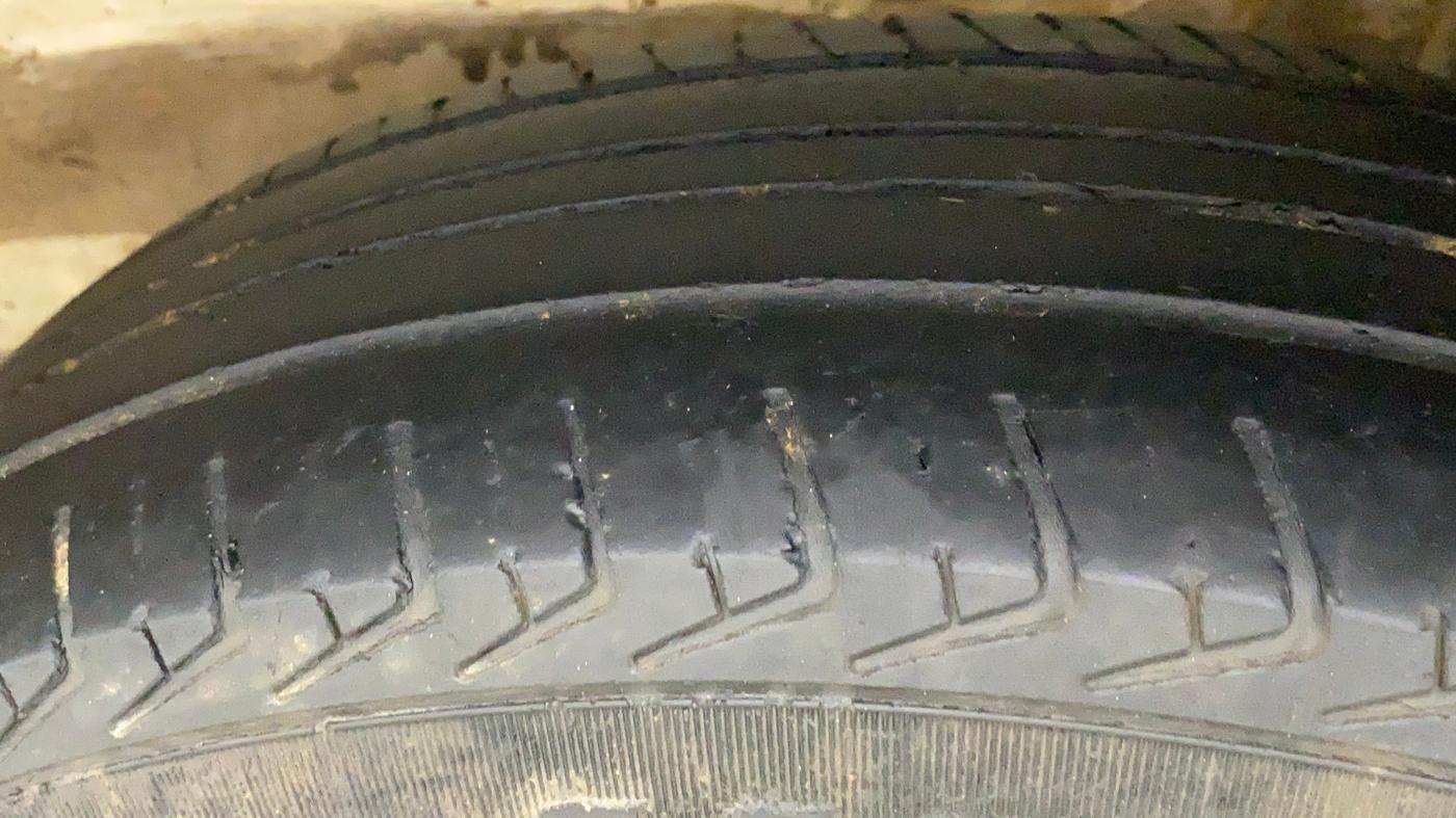 2020 Maruti New Wagon-R LXI 1.0, CNG, Manual, 57,894 km, Left Rear Tyre Tread