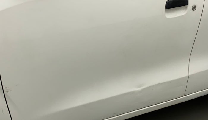 2020 Maruti New Wagon-R LXI 1.0, CNG, Manual, 57,894 km, Front passenger door - Minor scratches