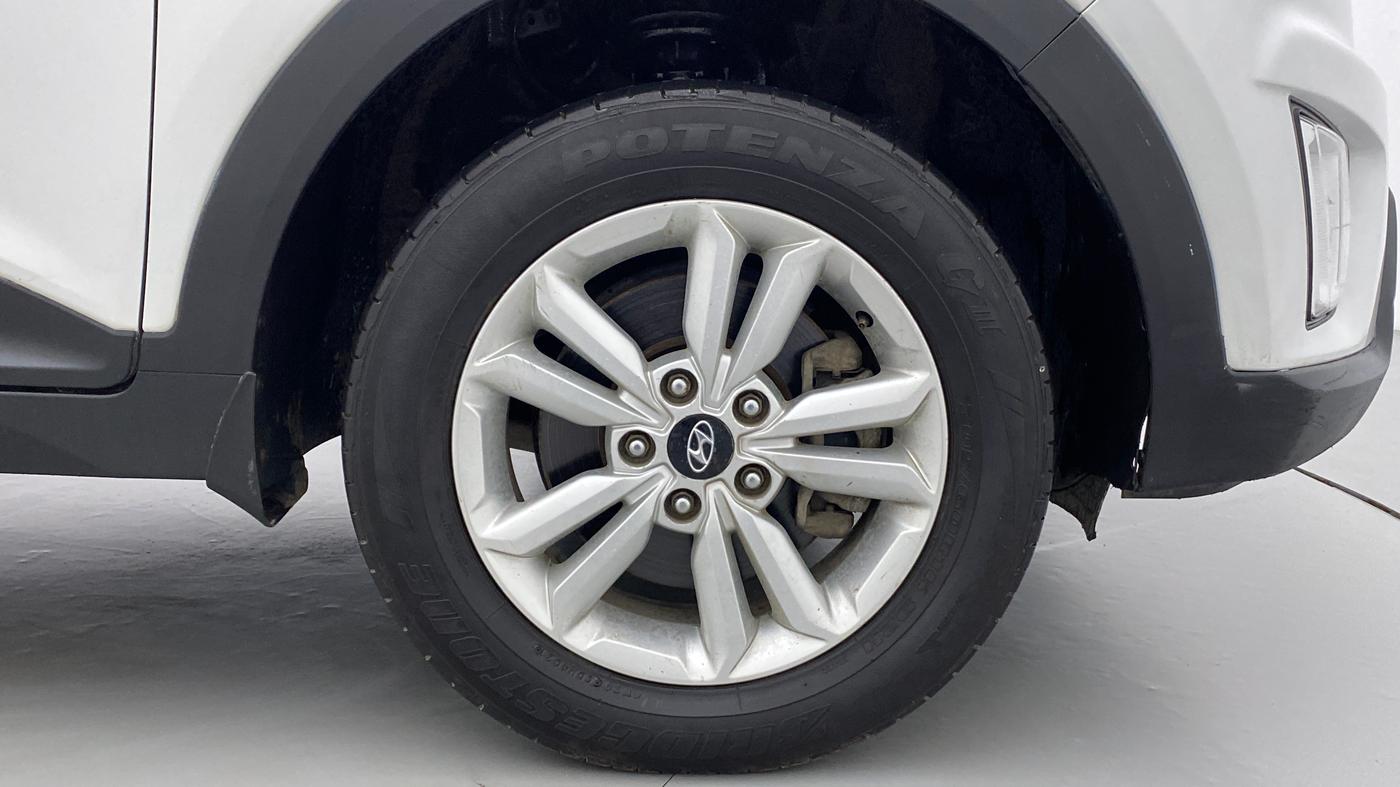 2016 Hyundai Creta 1.6 SX PLUS PETROL, Petrol, Manual, 86,197 km, Right Front Wheel