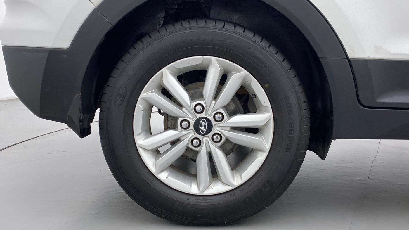2016 Hyundai Creta 1.6 SX PLUS PETROL, Petrol, Manual, 86,197 km, Right Rear Wheel