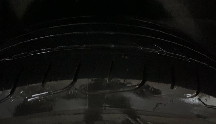 2022 Volkswagen Polo HIGHLINE PLUS 1.0L TSI, Petrol, Manual, 82,569 km, Right Rear Tyre Tread