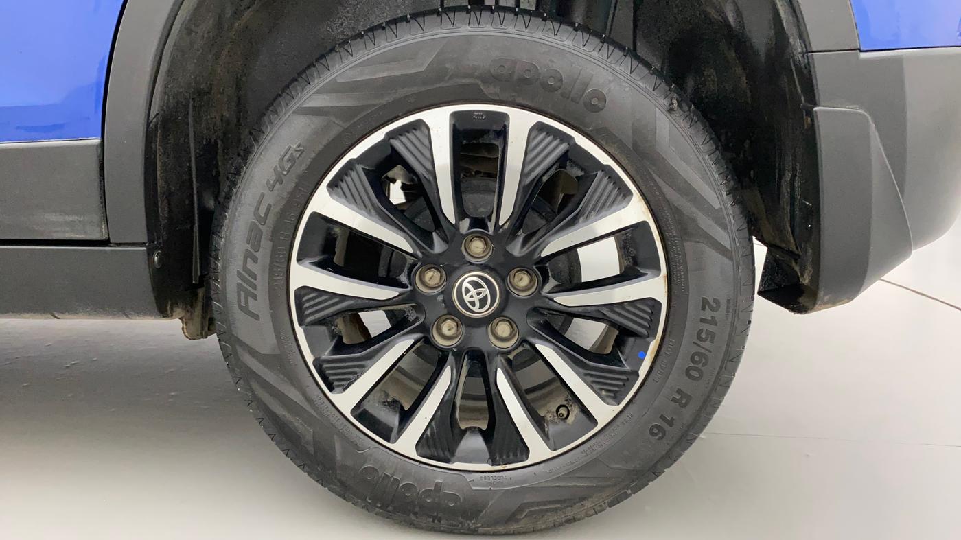 2021 Toyota URBAN CRUISER PREMIUM GRADE AT DUAL TONE, Petrol, Automatic, 32,896 km, Left Rear Wheel