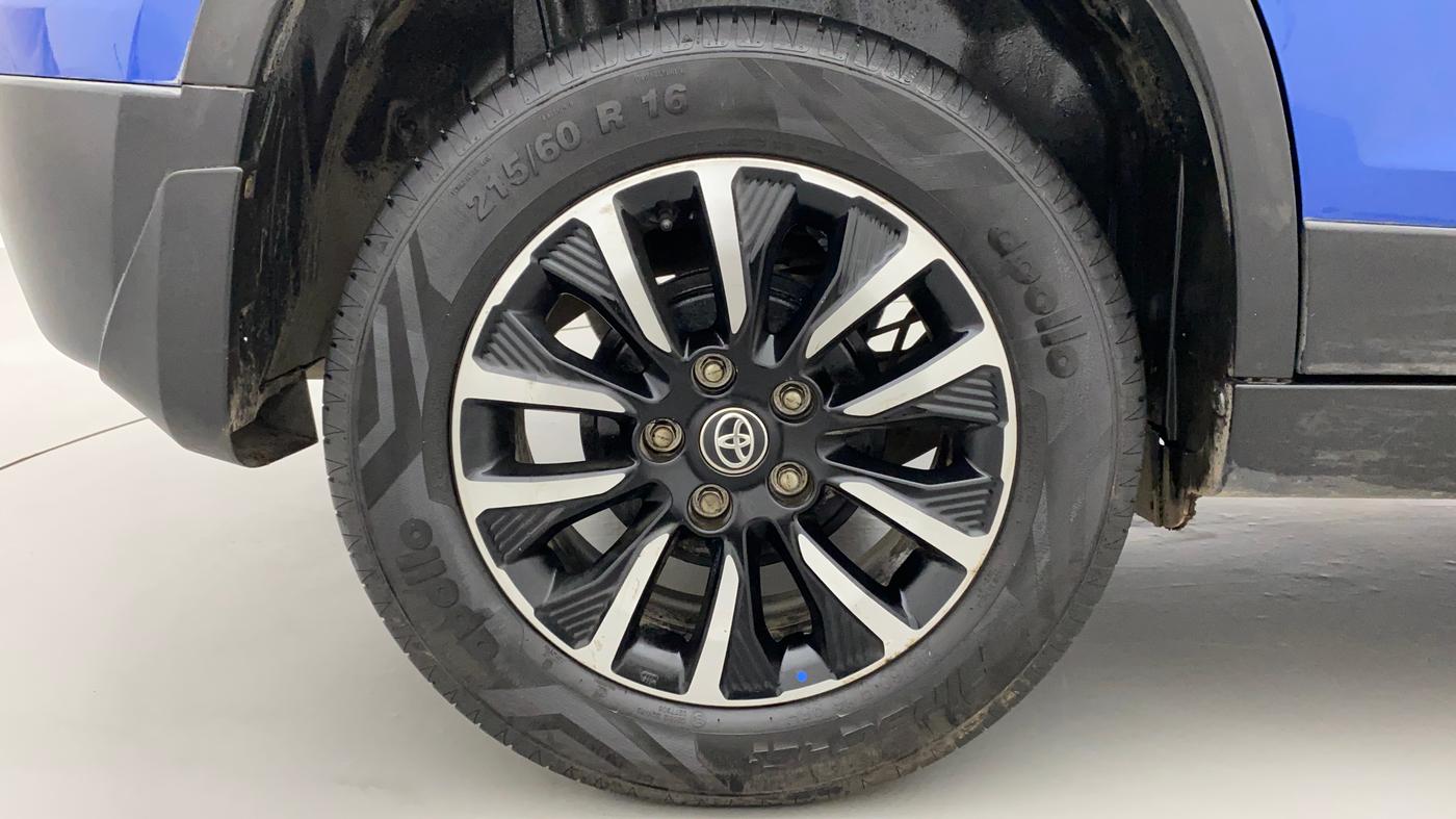2021 Toyota URBAN CRUISER PREMIUM GRADE AT DUAL TONE, Petrol, Automatic, 32,896 km, Right Rear Wheel