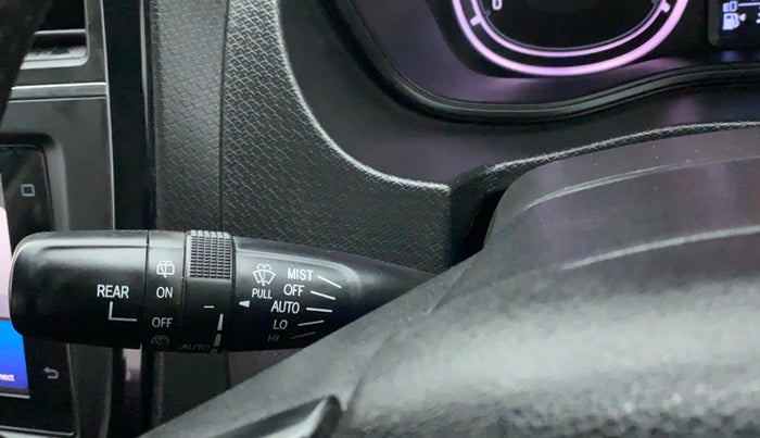 2021 Toyota URBAN CRUISER PREMIUM GRADE AT DUAL TONE, Petrol, Automatic, 32,896 km, Rain Sensing Wipers