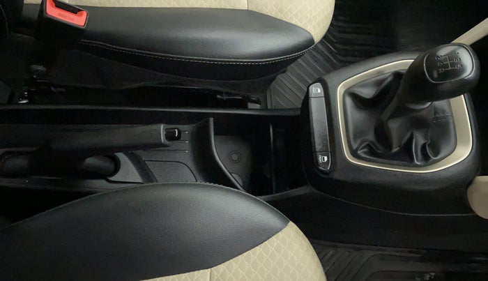 2019 Hyundai NEW SANTRO ERA EXECUTIVE, Petrol, Manual, 16,793 km, Gear Lever