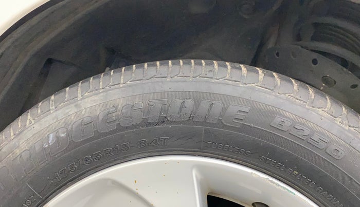 2015 Honda City 1.5L I-VTEC VX CVT, Petrol, Automatic, 22,261 km, Left front tyre - Minor crack