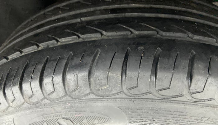 2014 Ford Ecosport 1.5 TREND TDCI, Diesel, Manual, 38,666 km, Right Rear Tyre Tread
